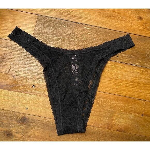 Victorias Secret M set of 3 NWT black lace Brazilian thong panties - Picture 4 of 6